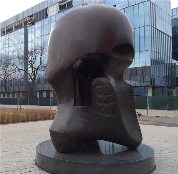 抽象廣場(chǎng)雕塑.jpg 抽象廣場(chǎng)雕塑.jpg