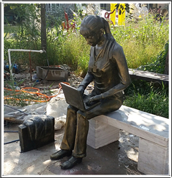 女孩工作雕塑批發